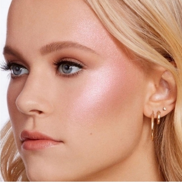 NIB Too Faced Diamond Light Fire Highlighter in Fancy Pink Diamond - Picture 10 of 10